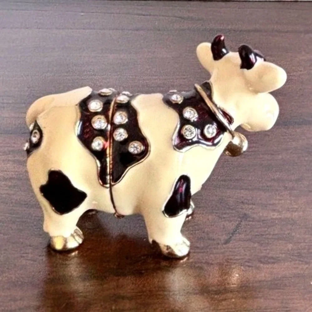 Jeweled Mini Cow Trinket Box Enamel Rhinestone Black White Country Whimsical Vtg